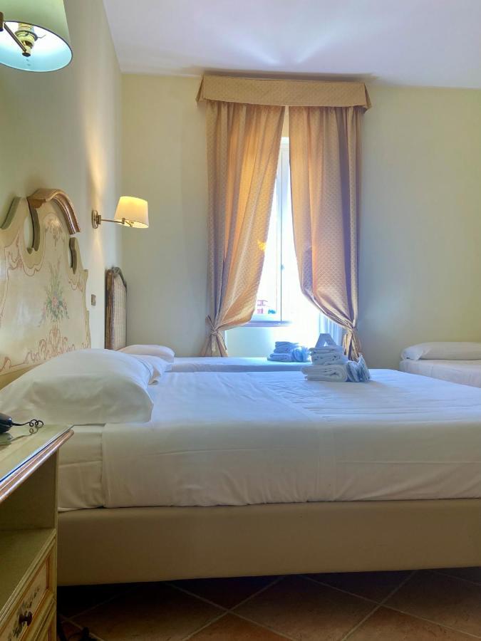 Sourire Hotel Рим Екстериор снимка